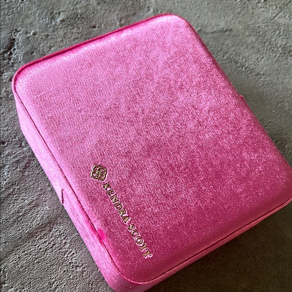 Kendra Scott Pink Velvet Jewelry Box